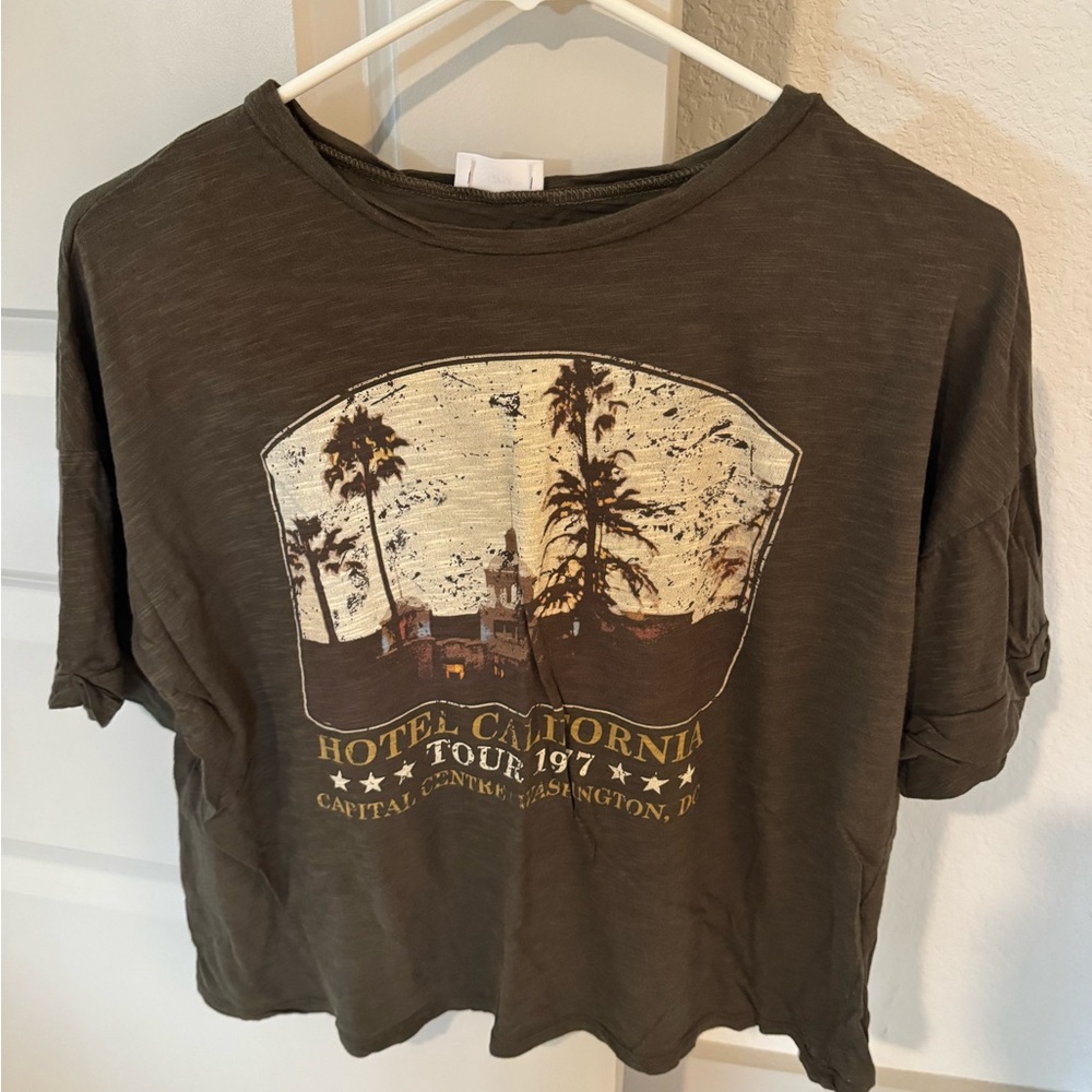 Hotel California Cropped Tee